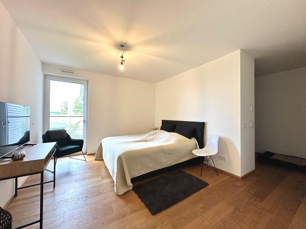 Schlafzimmer mit Ankleide