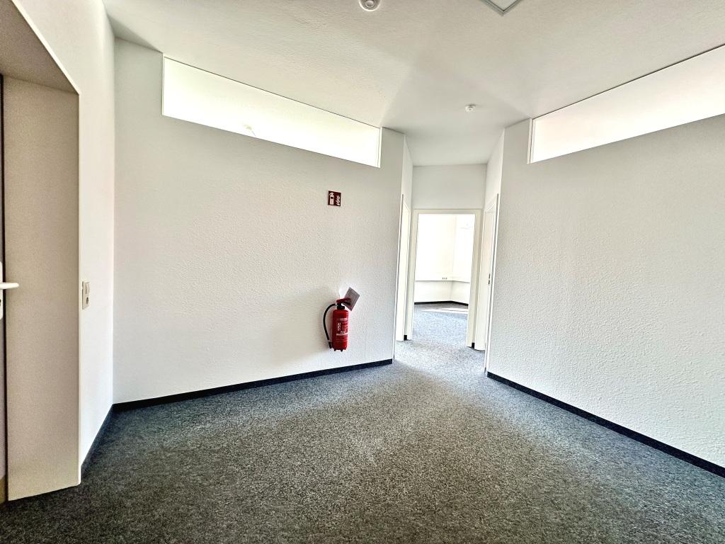 Vorraum zu den Nebenräumen