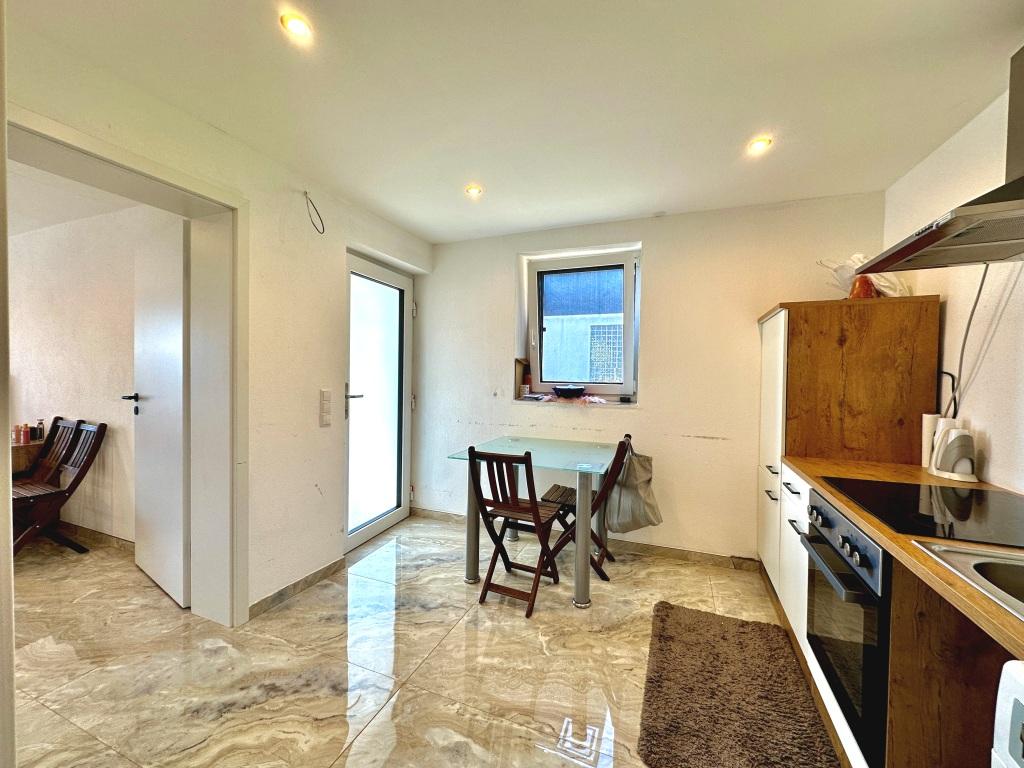 Einliegerwohnung Küche und Essbereich