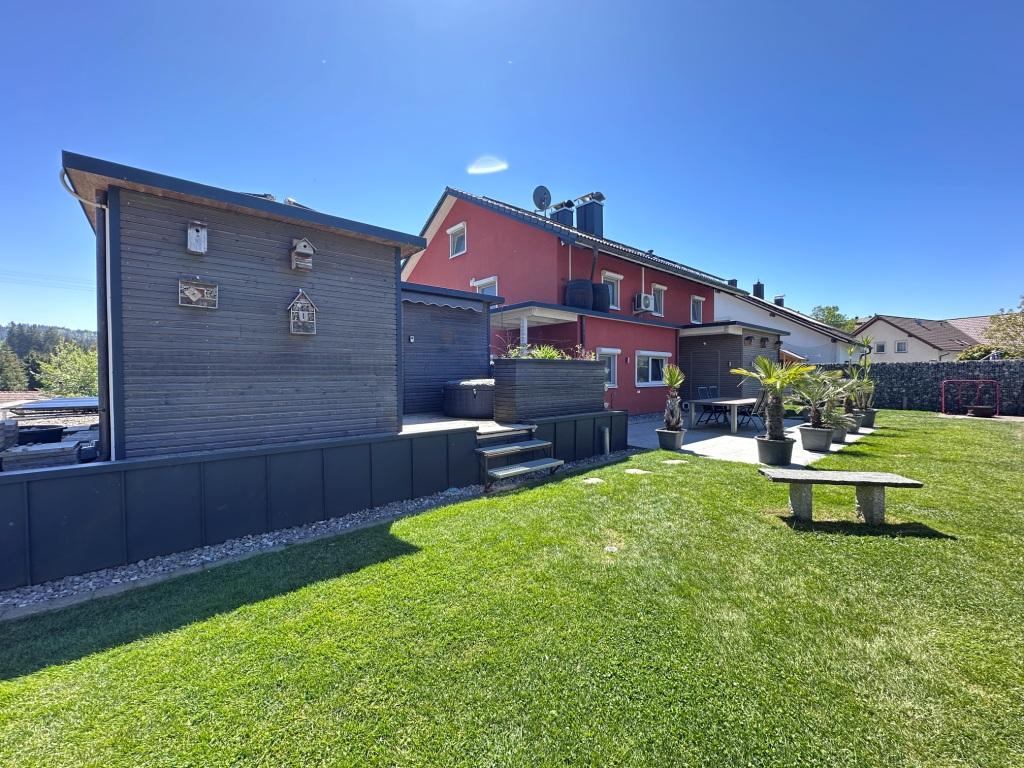 Sauna und Gartenhaus